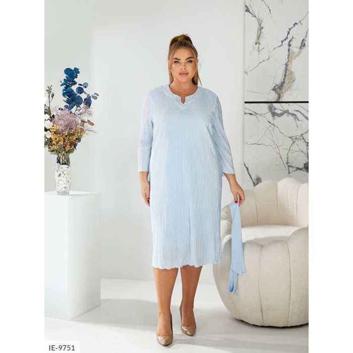 Сукні XL+ IE-9751 — елегантність і впевненість для сучасних жінок