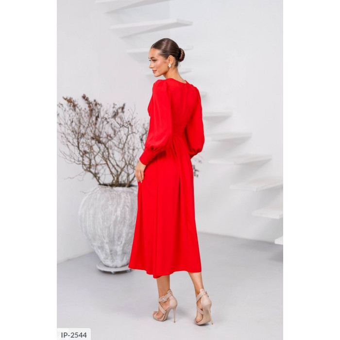 Модні тренди сезону IP-2544 — стильні сукні для сучасних жінок