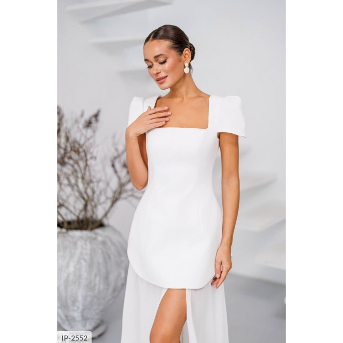 Модні тренди сезону IP-2552 — стильні сукні для сучасних жінок