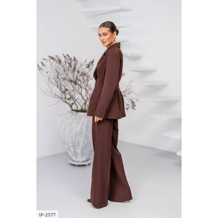 Жіночі костюми Odessa Moda IP-2577 — елегантність і зручність