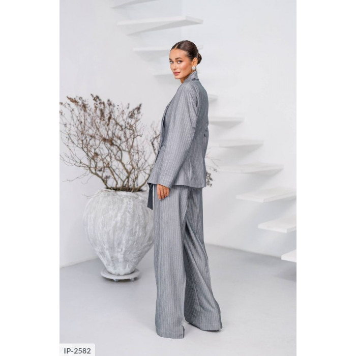 Жіночі костюми IP-2582 — новинки сезону