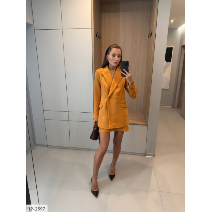Модні костюми IP-2597 — будь у тренді цього сезону