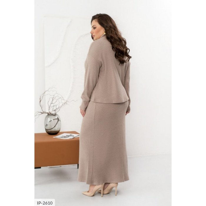 Модні костюми великого розміру IP-2610 — стиль і комфорт