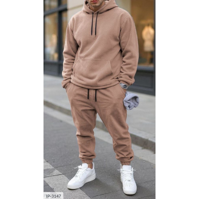 Модні чоловічі костюми IP-3147 — елегантність і стиль