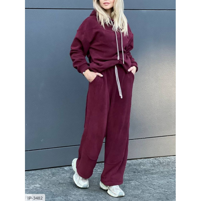 Модні костюми для прогулянок і відпочинку IP-3482 — легкість у кожному русі