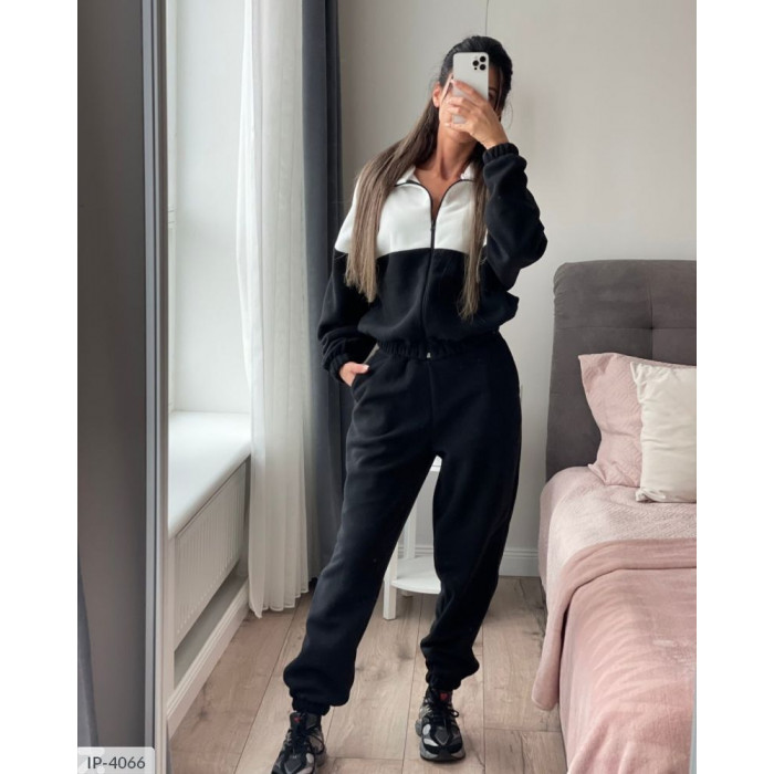 Жіночі костюми Odessa Moda IP-4066 — стиль і впевненість