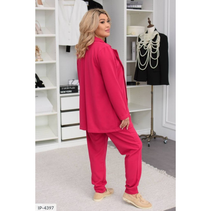 Жіночі костюми XL+ IP-4397 — елегантність і зручність