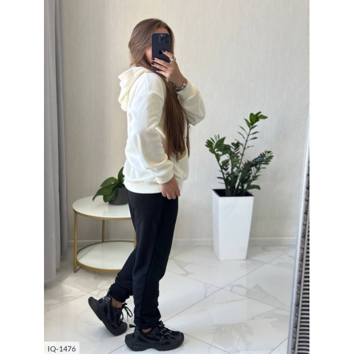 Спортивний стиль для кожної IQ-1476 — Odessa Moda