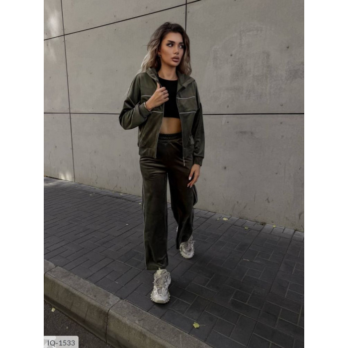 Костюми великого розміру IQ-1533 — нова колекція 2025