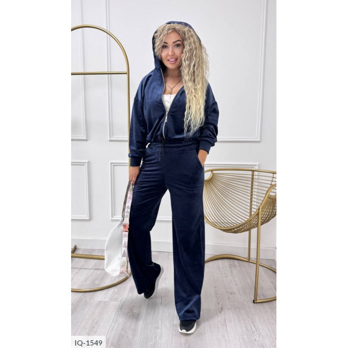 Модні жіночі костюми IQ-1549 — легкість і впевненість у кожному русі