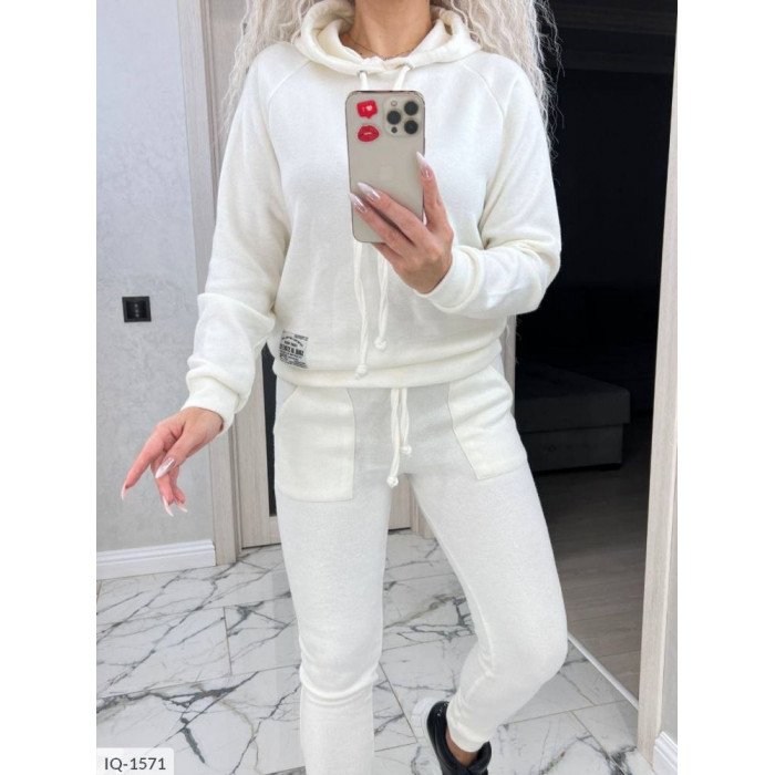 Спортивні комплекти Odessa Moda IQ-1571 — якість і зручність