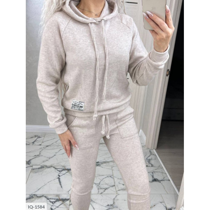 Костюми великого розміру IQ-1584 — зручність і стиль