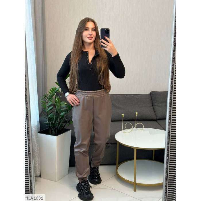 Штани IQ-1631 — практичність і сучасний вигляд