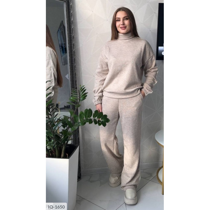 Модні прогулянкові костюми IQ-1650 — створені для твого комфорту