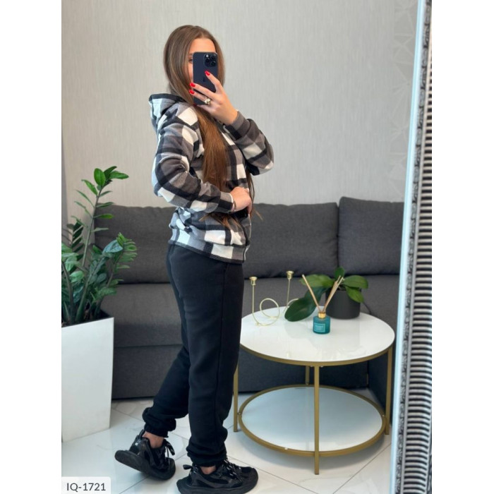Спортивні костюми IQ-1721 — трендовий вибір цього сезону