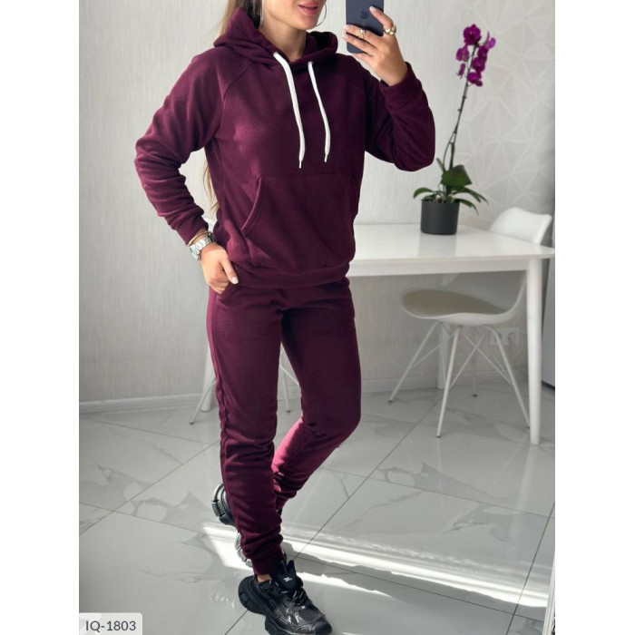 Спортивний стиль для кожної IQ-1803 — Odessa Moda