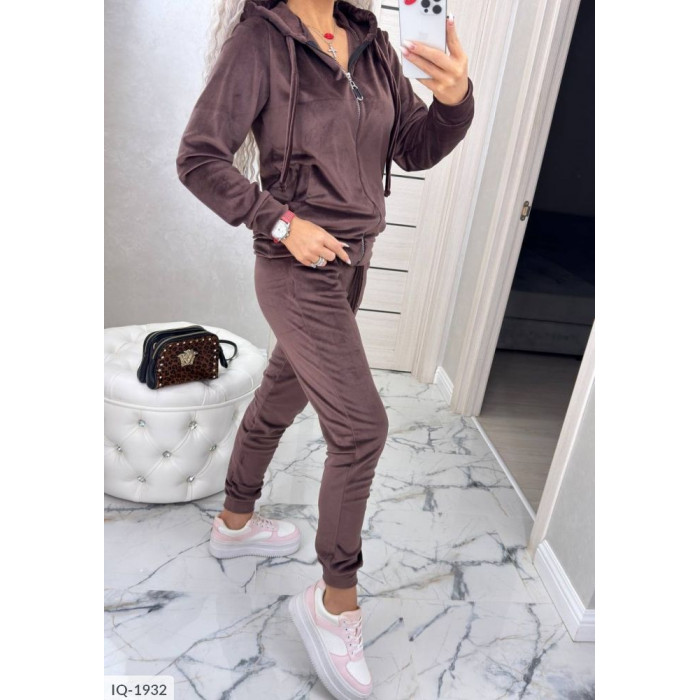 Прогулянкові костюми IQ-1932 — комфорт і стиль кожного дня