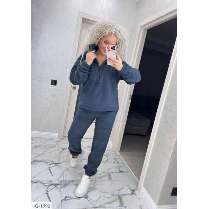 Жіночі спортивні костюми IQ-1992 — тренди сезону 2025