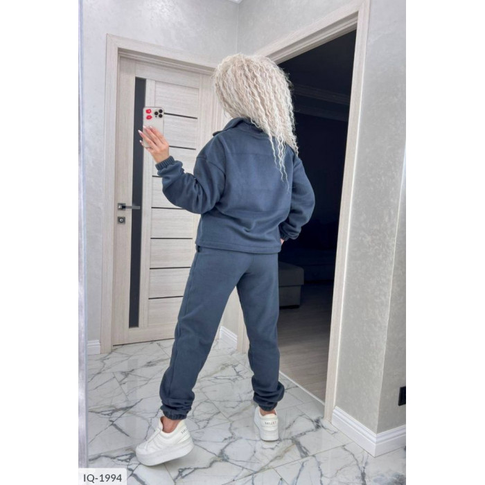 Жіночі спортивні костюми IQ-1994 — тренди сезону 2025