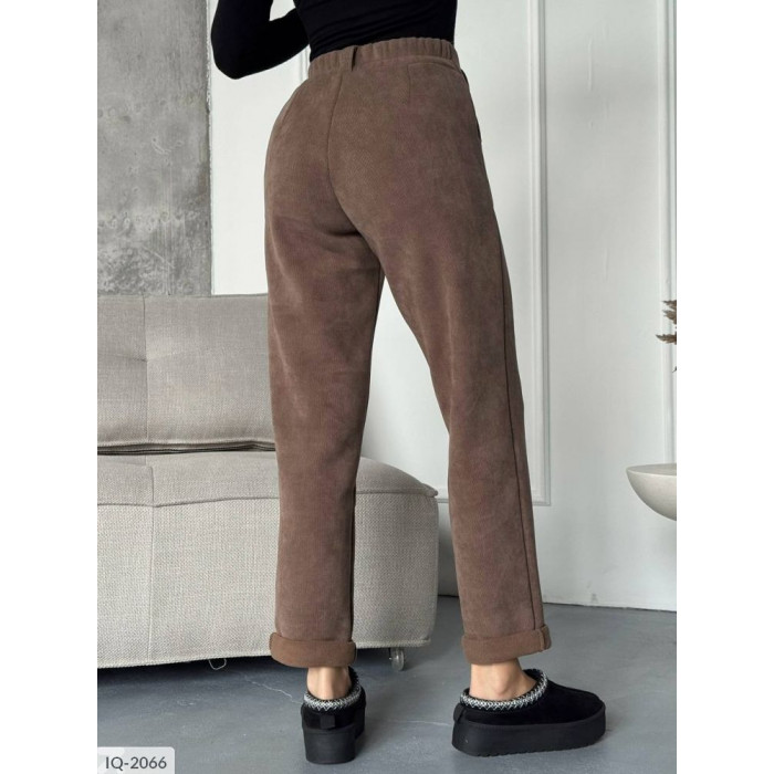 Модні штани великого розміру IQ-2066 — стиль і комфорт