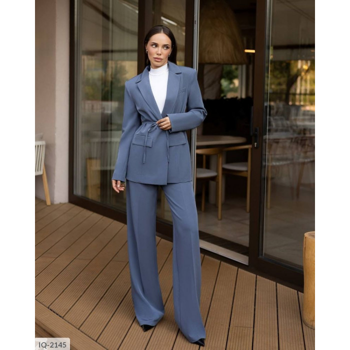 Модні образи IQ-2145 — костюми для будь-якої події