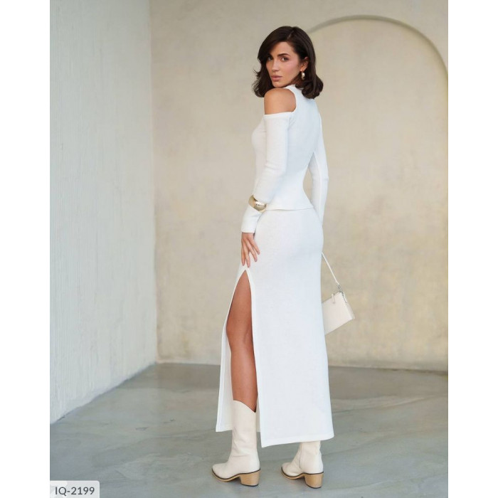 Жіночі костюми Odessa Moda IQ-2199 — елегантність і зручність