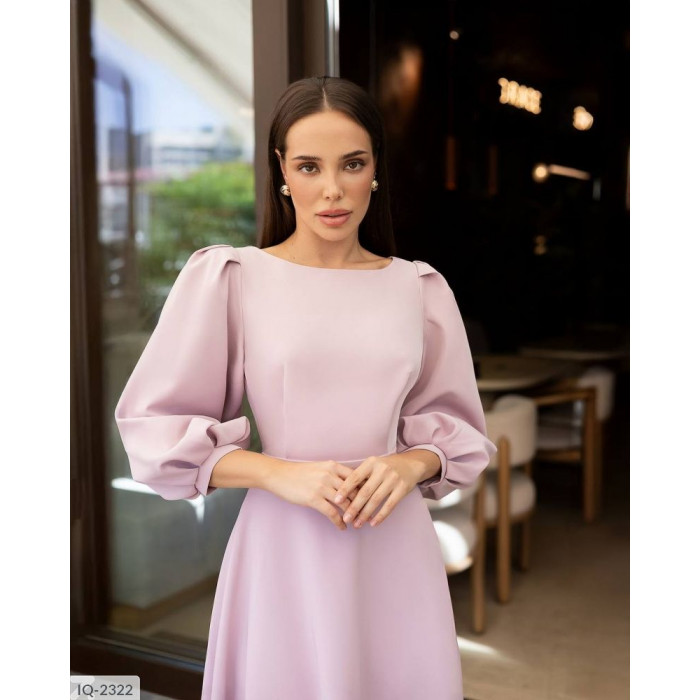 Модні тренди сезону IQ-2322 — стильні сукні для сучасних жінок