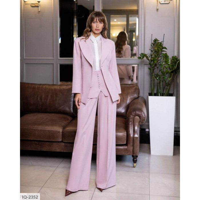 Костюми IQ-2352 — комфорт і впевненість у кожному русі