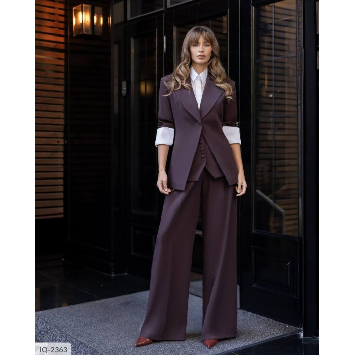 Костюми 2025 IQ-2363 — трендові фасони