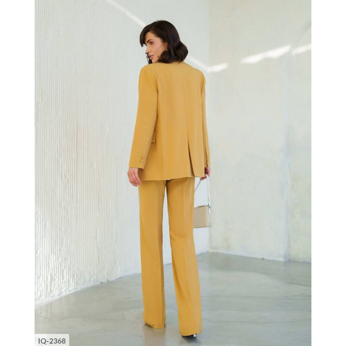 XL+ костюми Odessa Moda IQ-2368 — мода для кожного дня