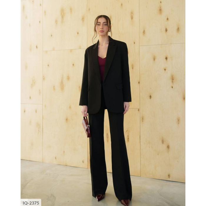 Модні костюми великого розміру IQ-2375 — стиль і комфорт