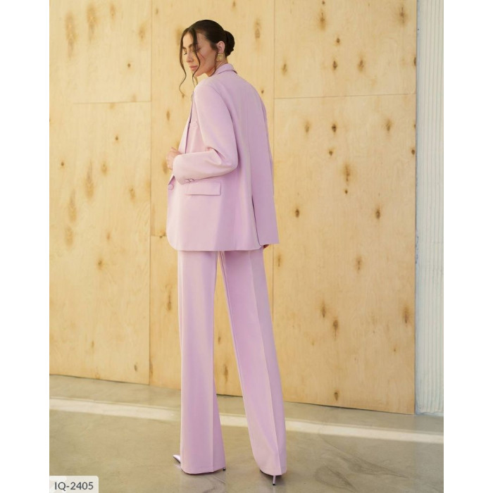 Жіночі костюми Odessa Moda IQ-2405 — елегантність і зручність
