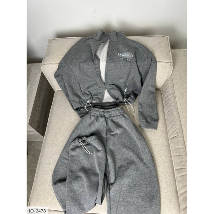 Жіночі прогулянкові костюми XL+ IQ-2478 — тренди сезону