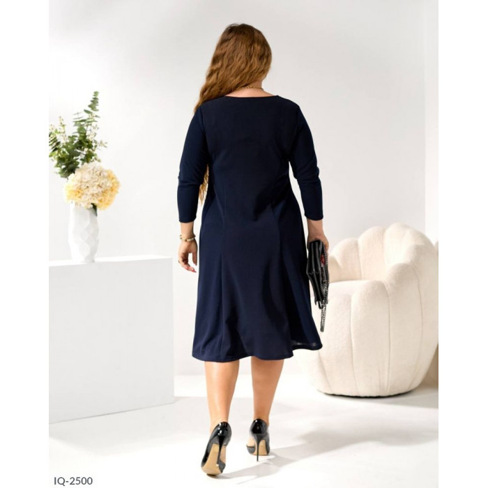 Стильні сукні XL+ IQ-2500 — знайди свою ідеальну модель