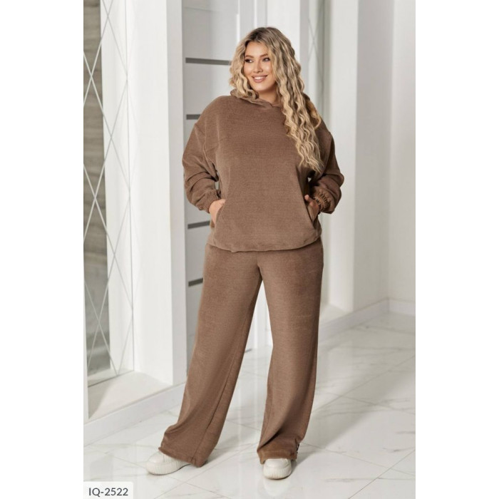 XL+ костюми Odessa Moda IQ-2522 — комфорт без компромісів