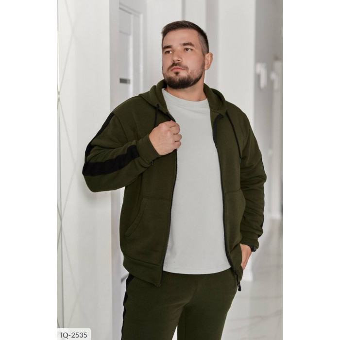 Модні чоловічі костюми IQ-2535 — елегантність і стиль