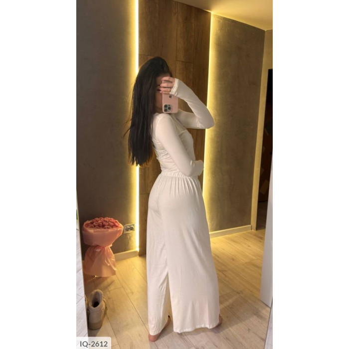 Жіночі костюми IQ-2612 — новинки сезону