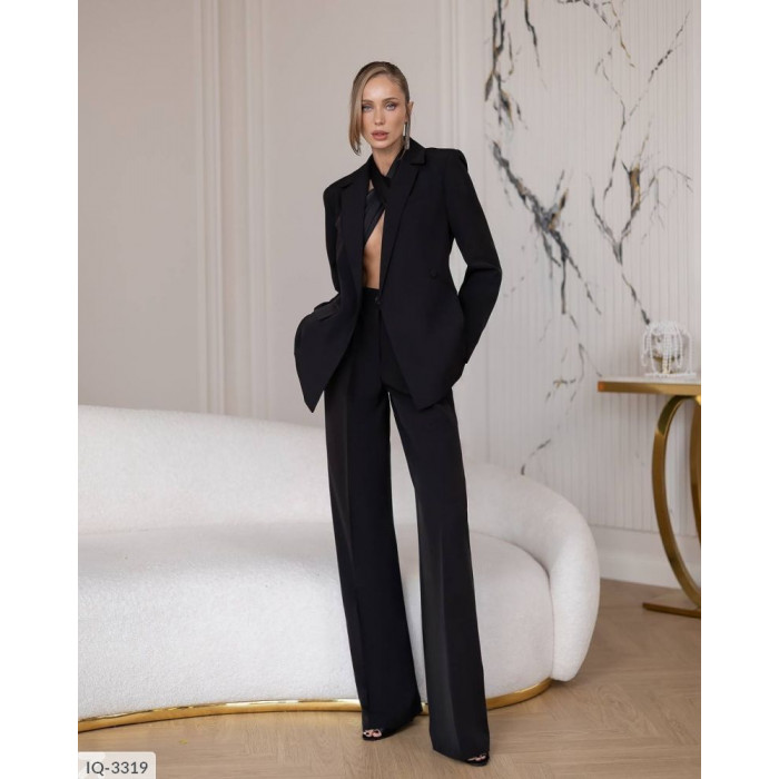 Модні костюми IQ-3319 — будь у тренді цього сезону