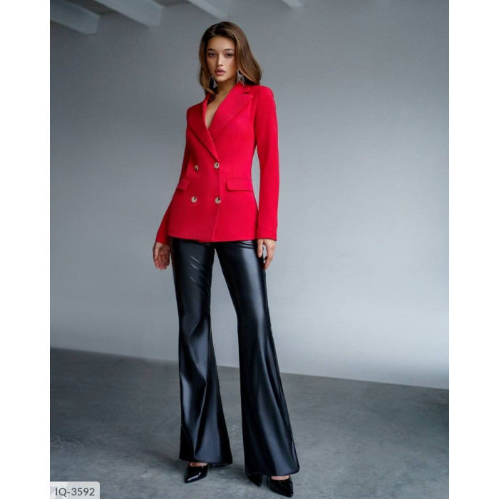 Модні піджаки IQ-3592 — елегантність і стиль кожного дня