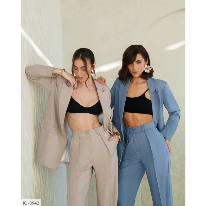 Жіночі костюми IQ-3642 — новинки сезону