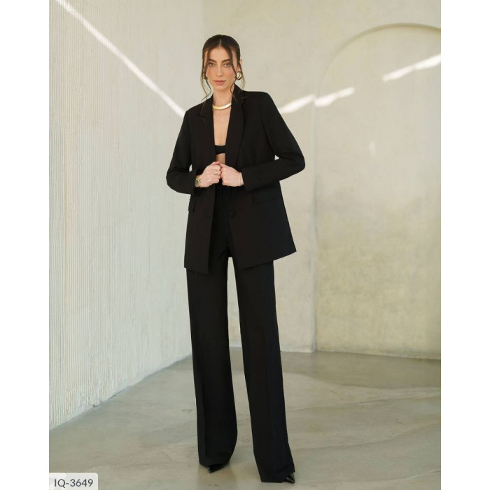 Жіночі костюми Odessa Moda IQ-3649 — елегантність і зручність