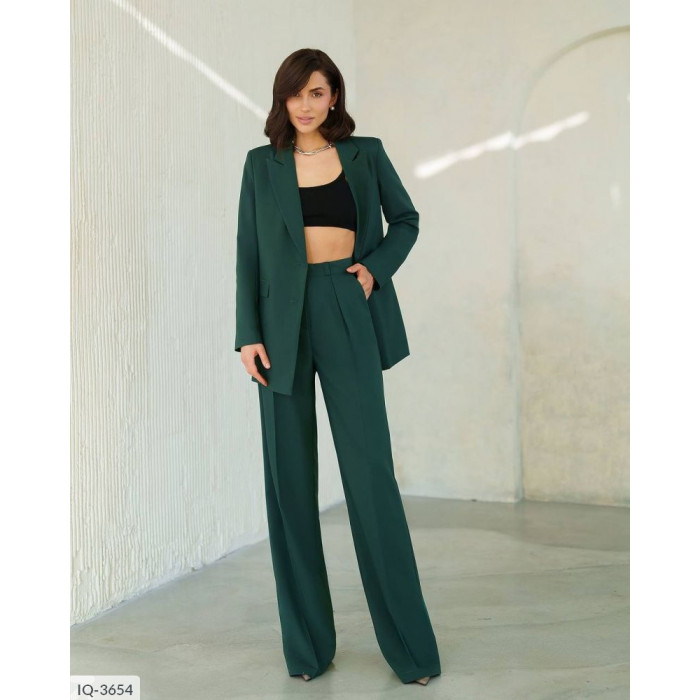 Костюми IQ-3654 — практичність, мода й комфорт