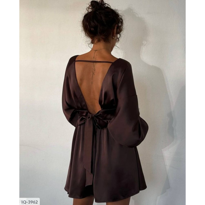 Жіночі сукні IQ-3962 — гармонія жіночності та комфорту