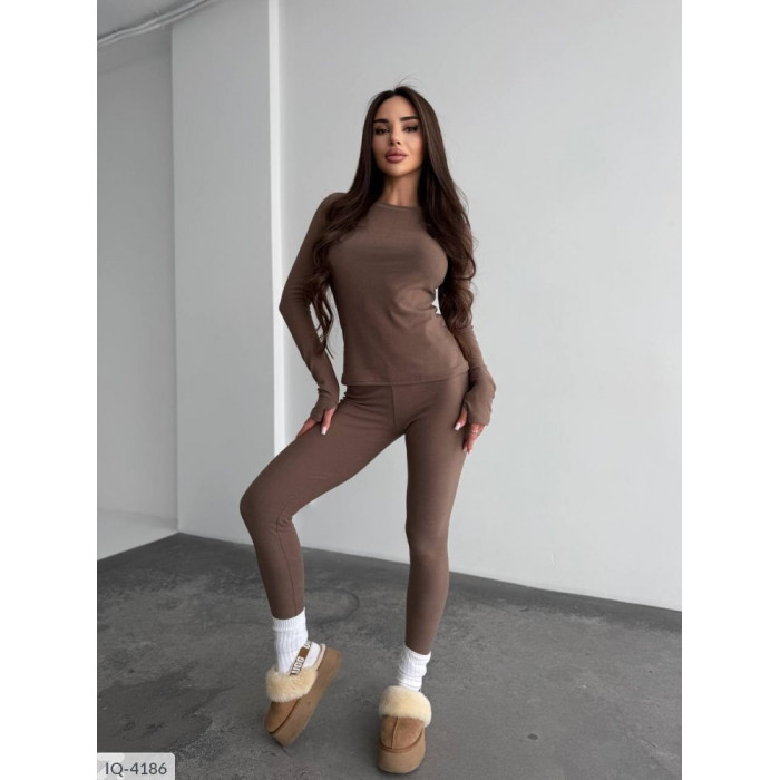 Модні прогулянкові костюми великого розміру IQ-4186 — комфорт і стиль