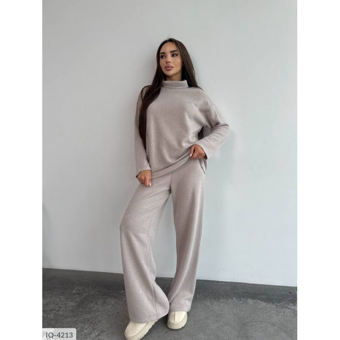 Прогулянкові костюми IQ-4213 — зручність, стиль і сучасний дизайн