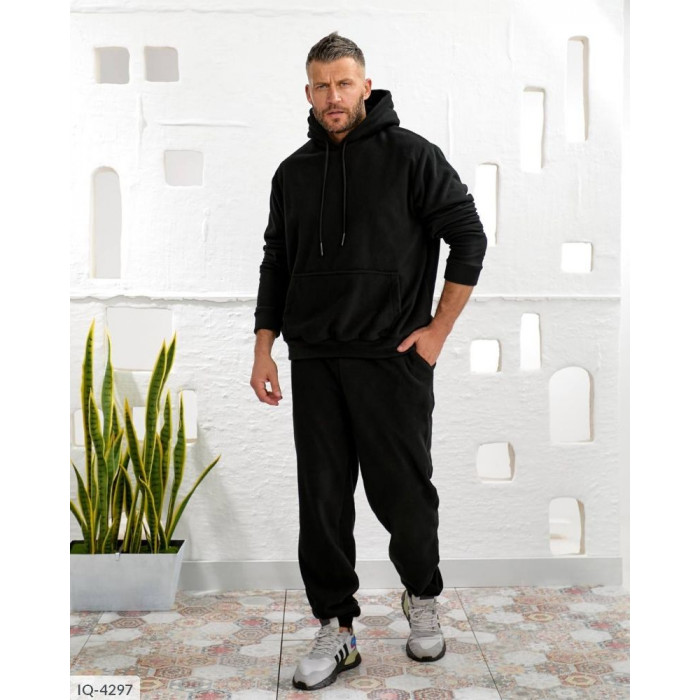 Модні чоловічі костюми IQ-4297 — елегантність і стиль