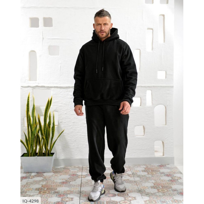 Чоловічі костюми IQ-4298 — сучасна класика