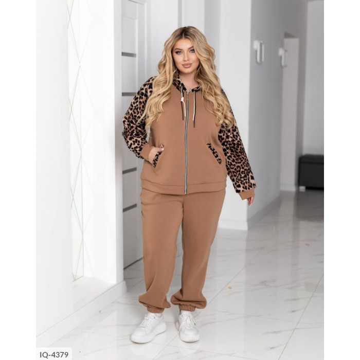 Костюми великого розміру IQ-4379 — зручність і стиль