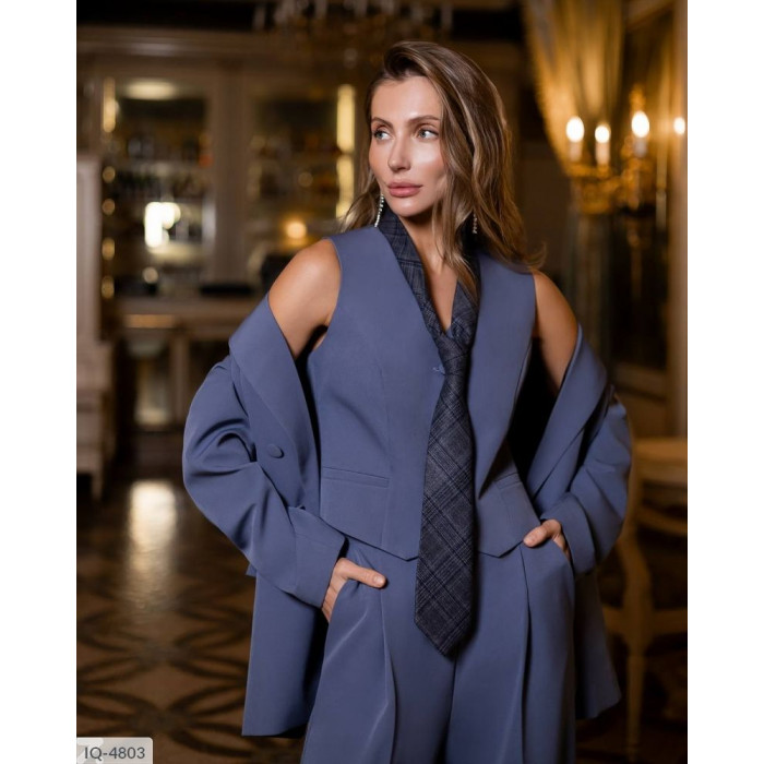 XL+ костюми Odessa Moda IQ-4803 — мода для кожного дня