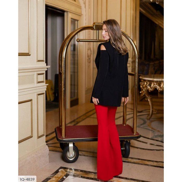 Жіночі піджаки IQ-4839 — твій діловий стиль